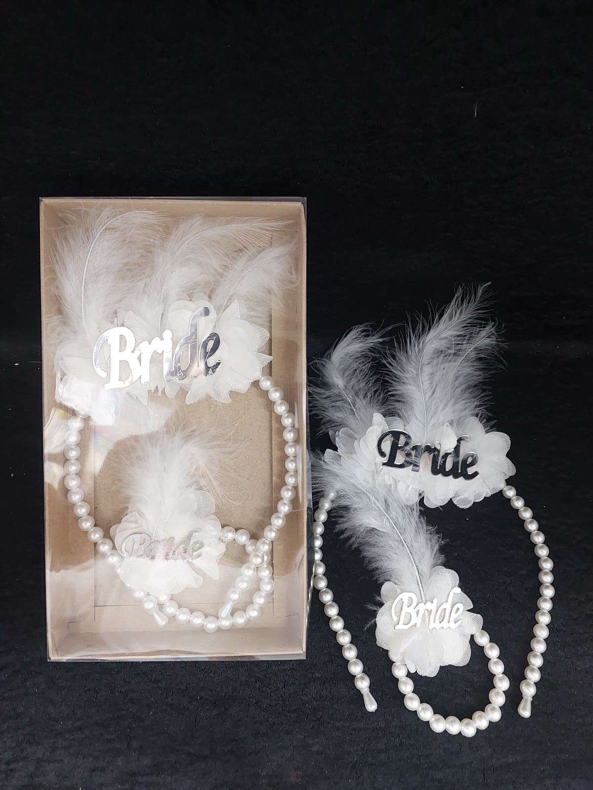 TÜYLÜ TAC BİLEKLİK BRIDE BEYAZ  GÜMÜŞ