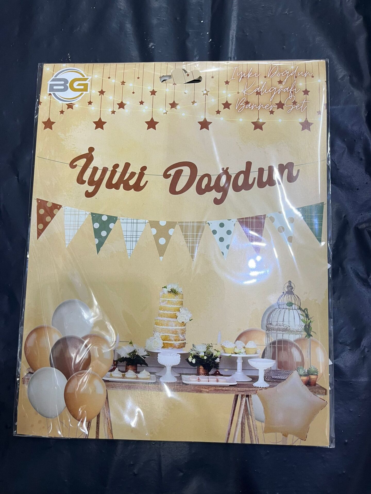 İYİKİ DOĞDUN PUANLI FLAMALI KALOGRAFİ KAHVE