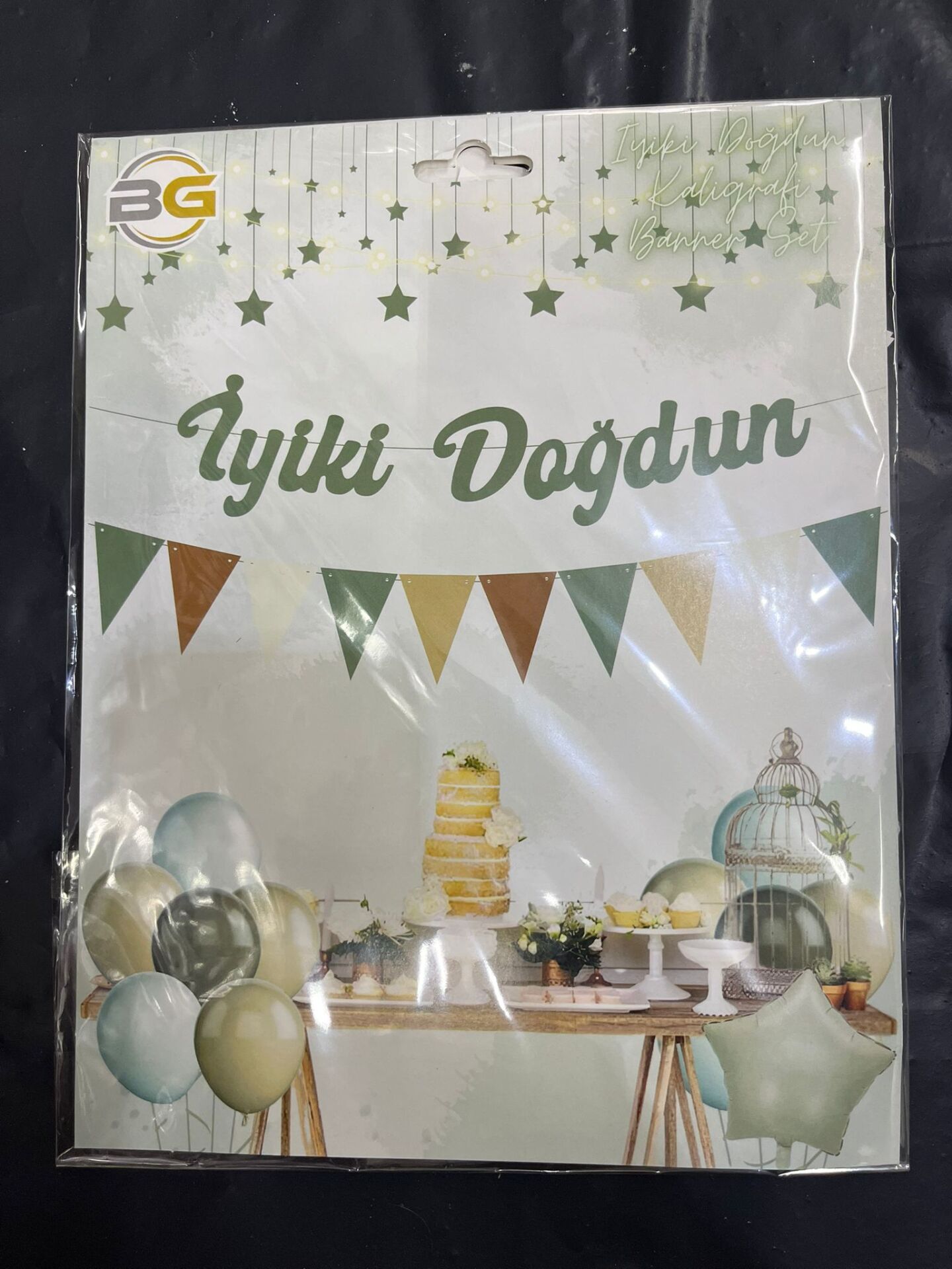İYİKİ DOĞDUN DUZ FLAMALI KALOGRAFİ YEŞİL